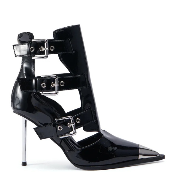 AZALEA WANG Sleek & Sexy Black Patent Booties - Picture 2 of 4